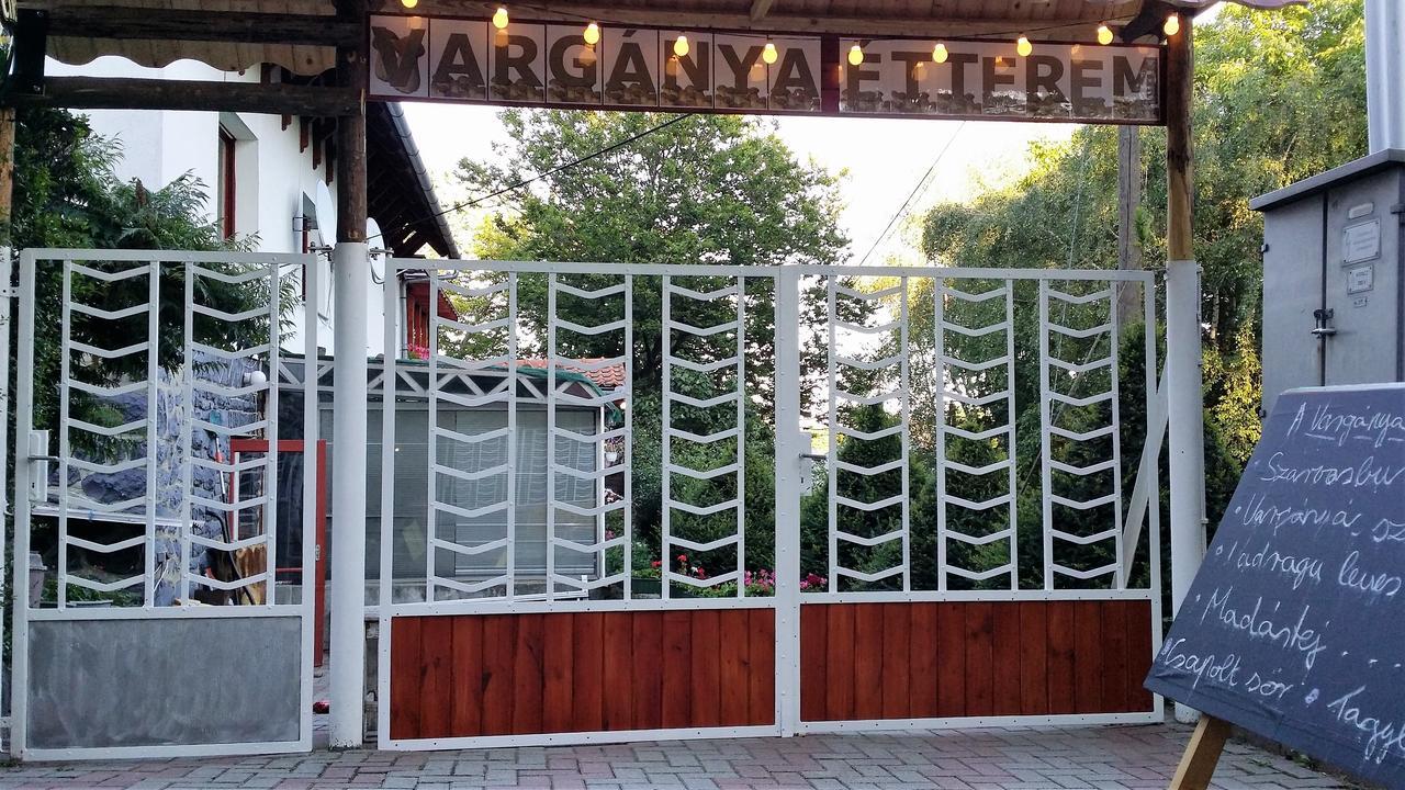 Matraszentimre Panzio Ξενοδοχείο Εξωτερικό φωτογραφία
